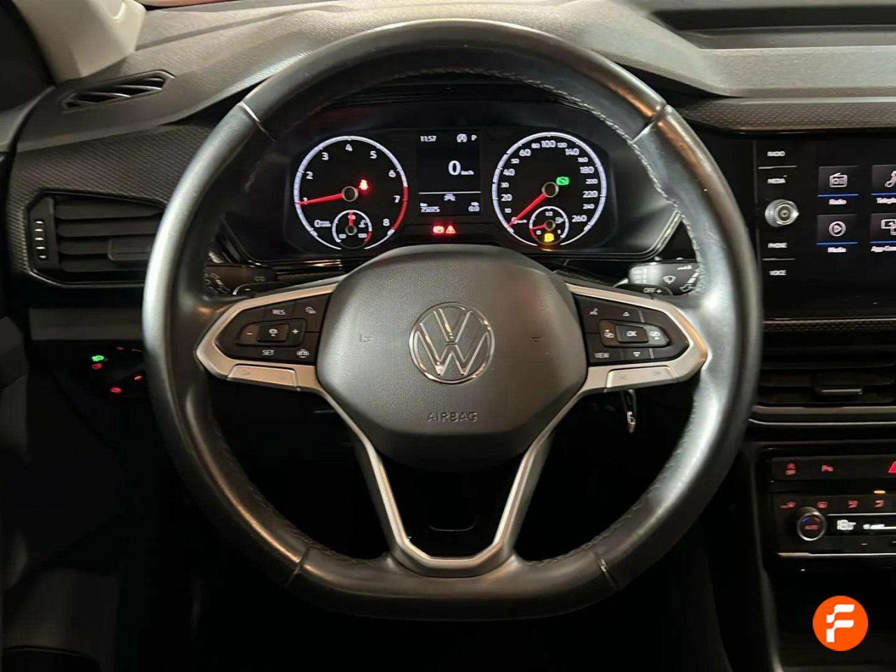 Foto Volkswagen T-Cross 19