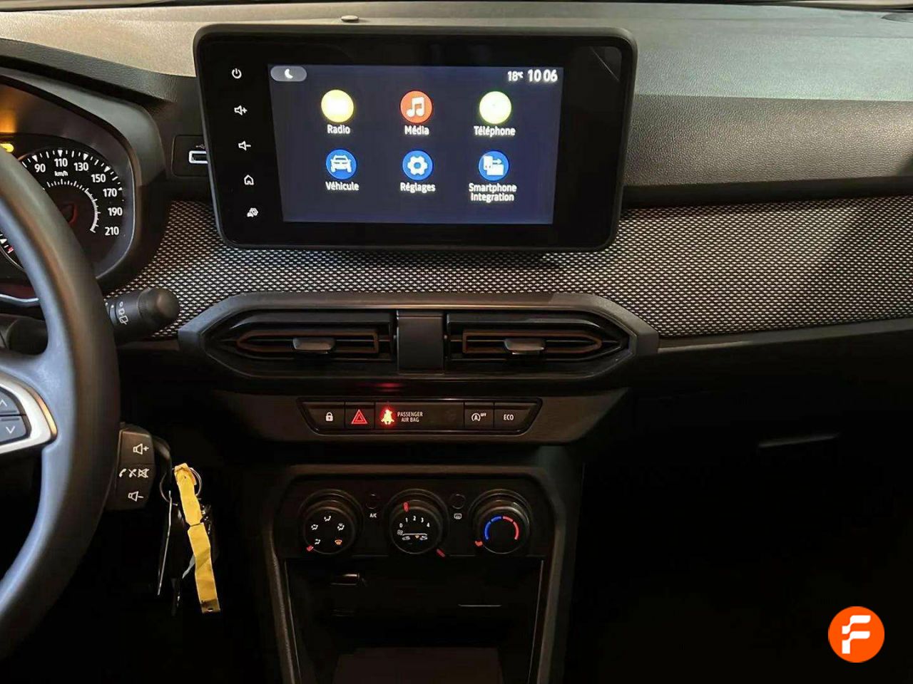 Foto Dacia Sandero 15