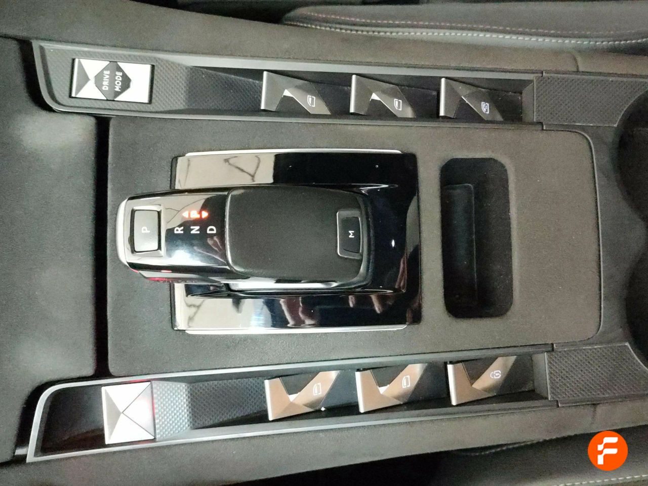 Foto DS Automobiles DS 7 16