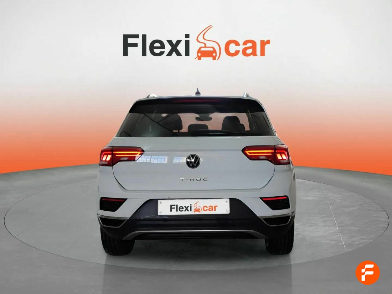Foto Volkswagen T-Roc 4
