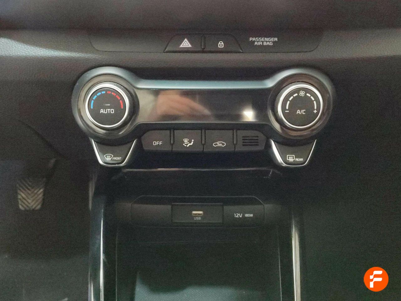 Foto Kia Stonic 16
