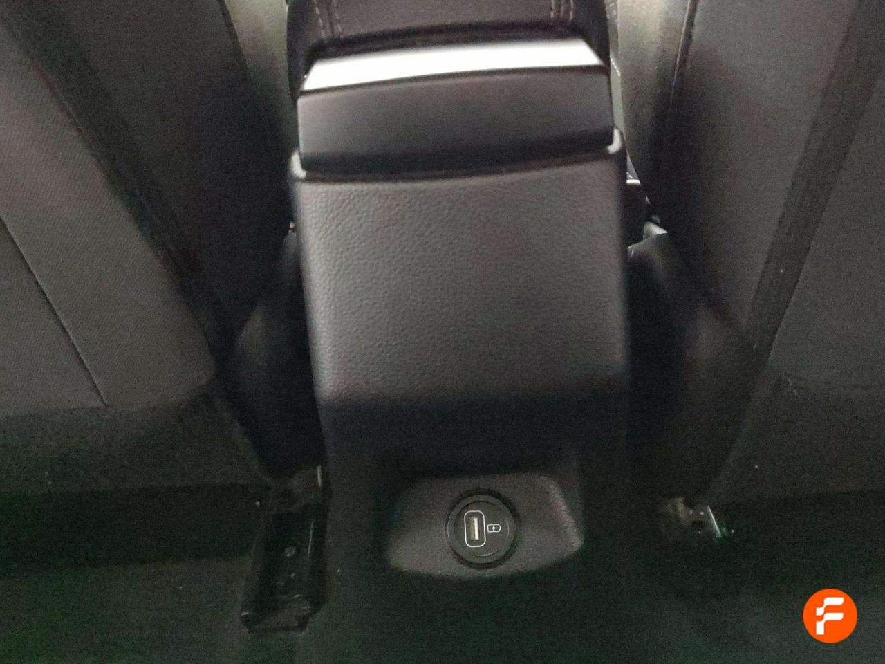 Foto Kia Stonic 24