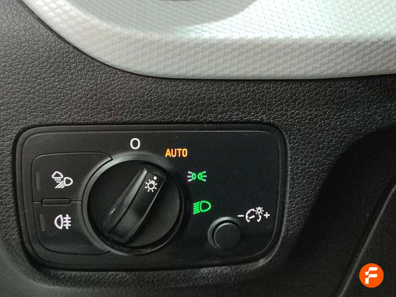 Foto Audi Q2 9