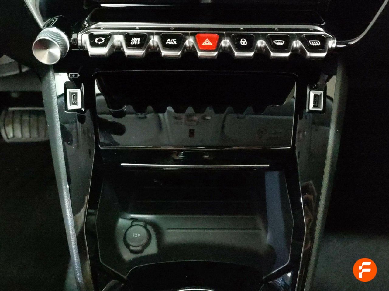 Foto Peugeot 2008 13