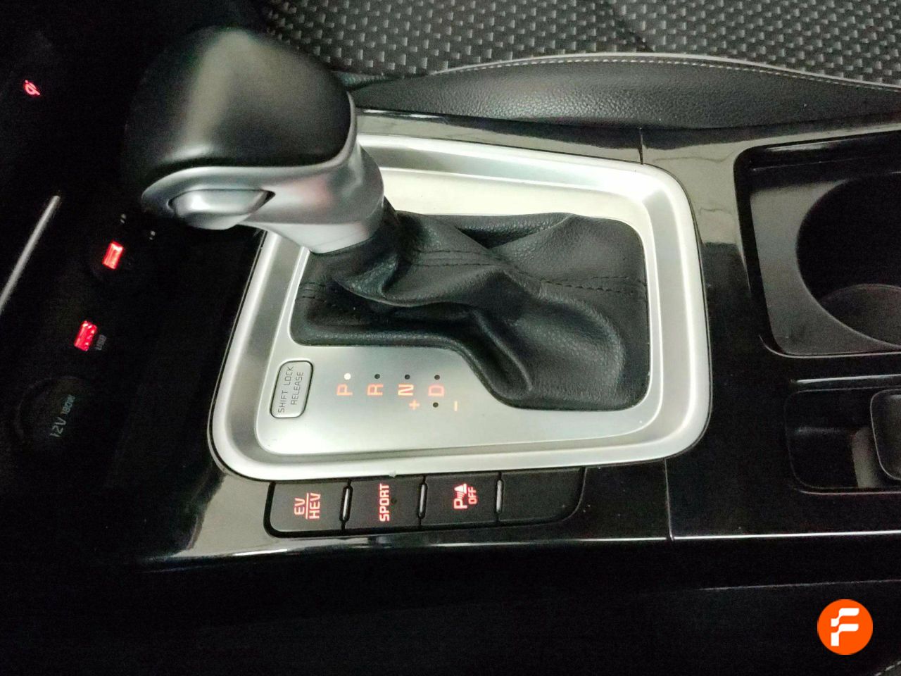 Foto Kia XCeed 18