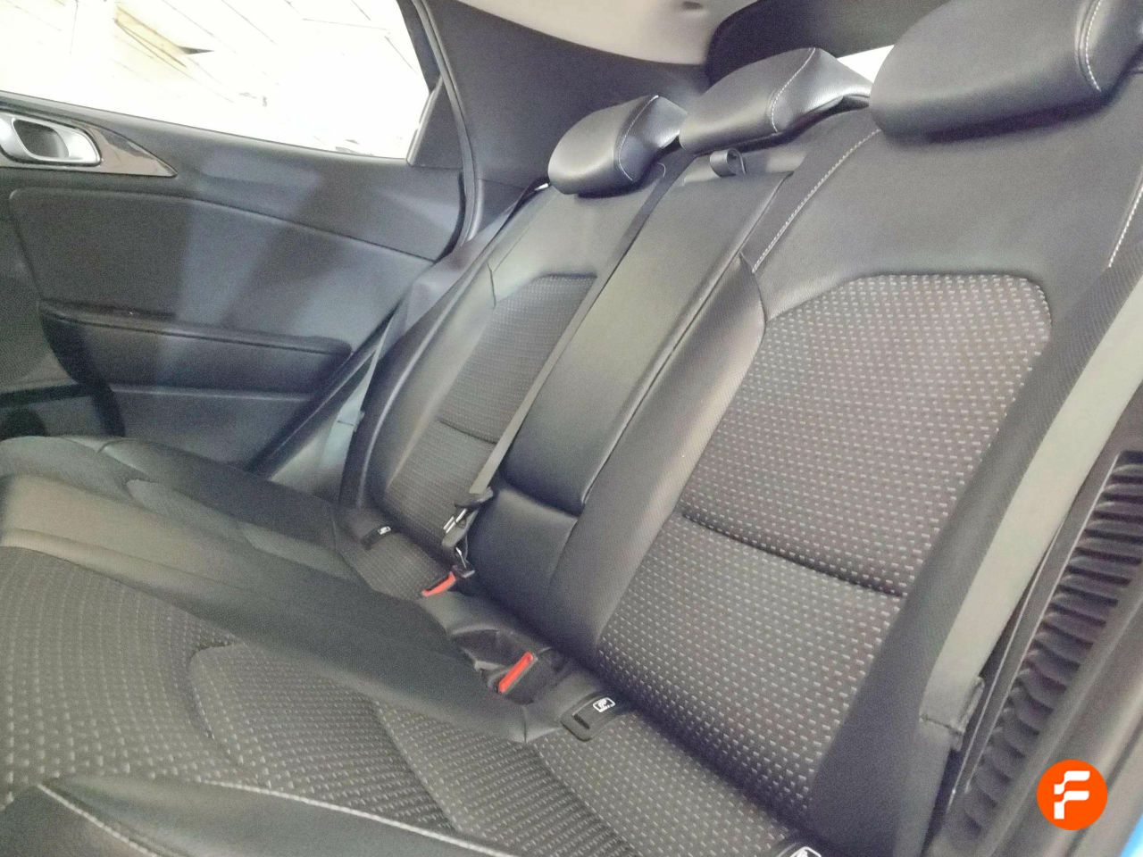 Foto Kia XCeed 21