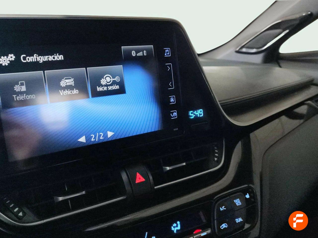 Foto Toyota C-HR 14