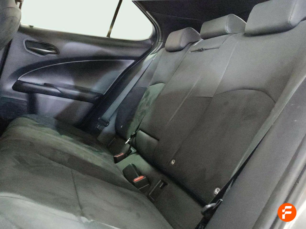 Foto Lexus UX 21