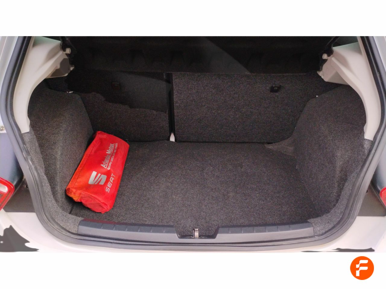 Foto Seat Ibiza 9