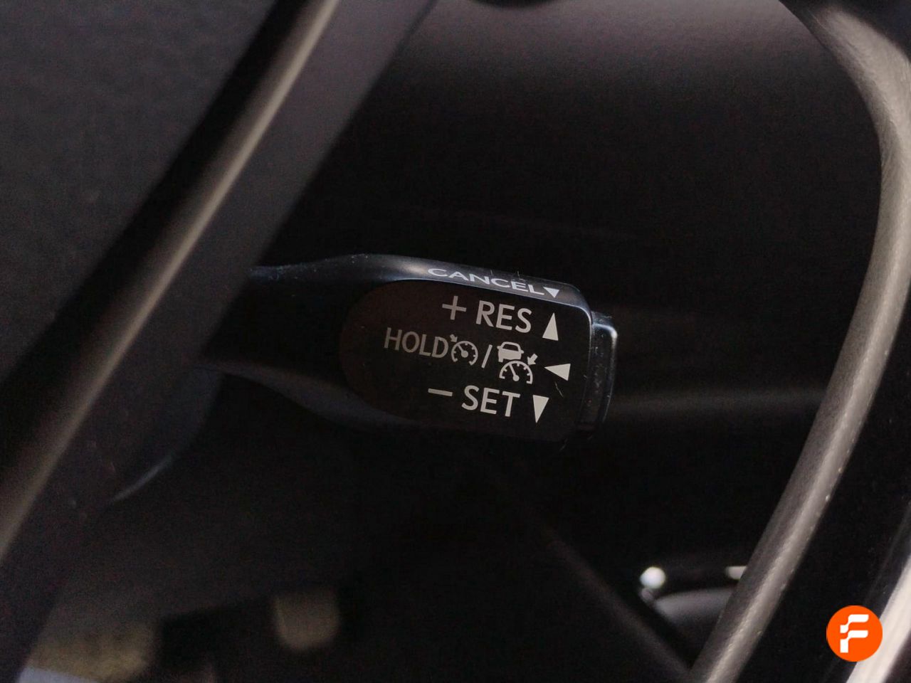 Foto Toyota C-HR 25