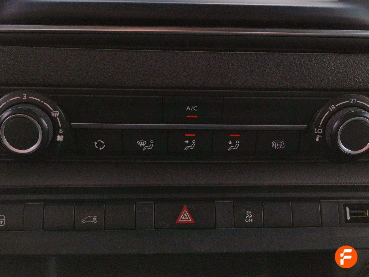 Foto Peugeot Expert 18