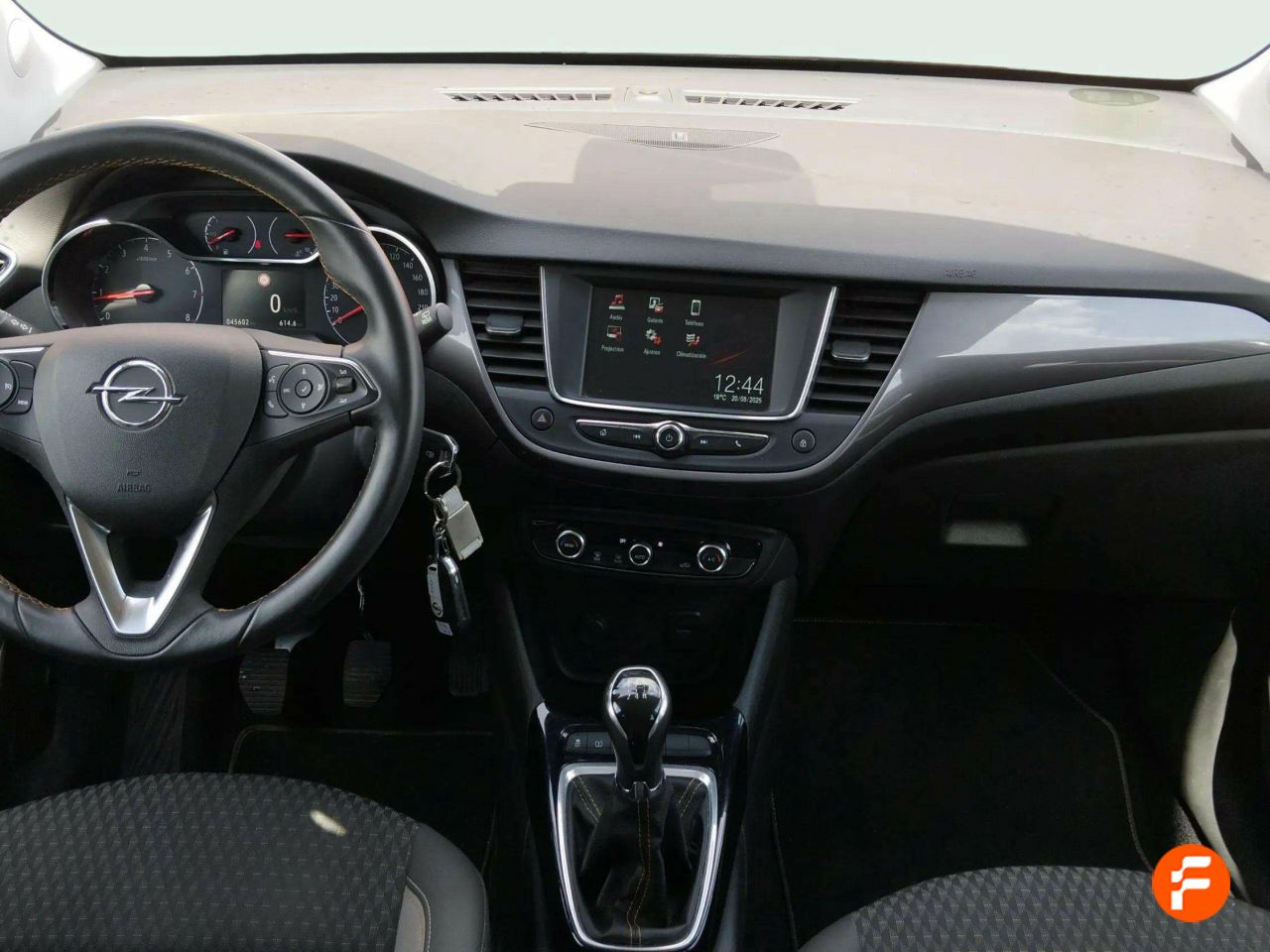 Foto Opel Crossland X 15