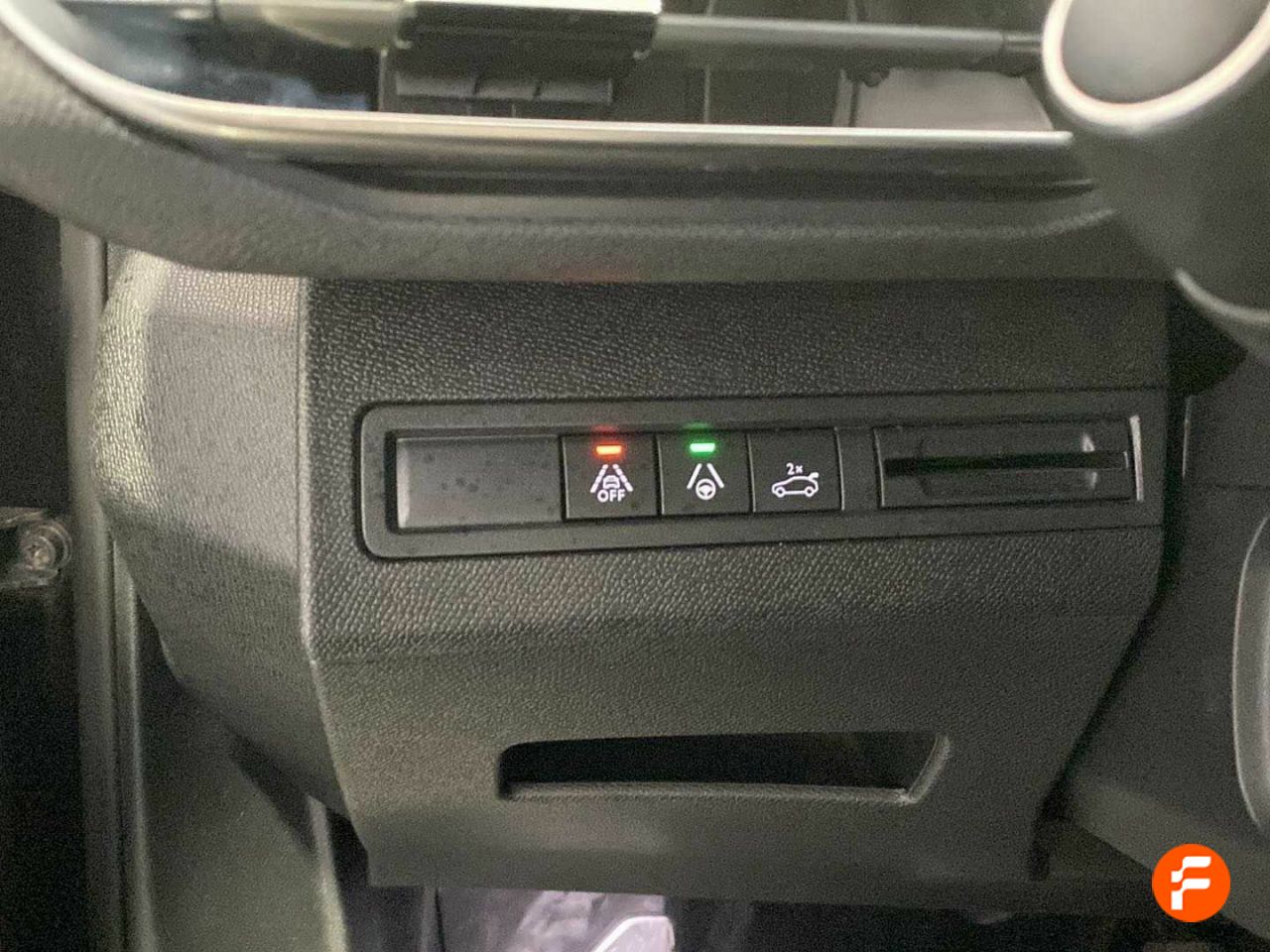 Foto Peugeot 5008 14