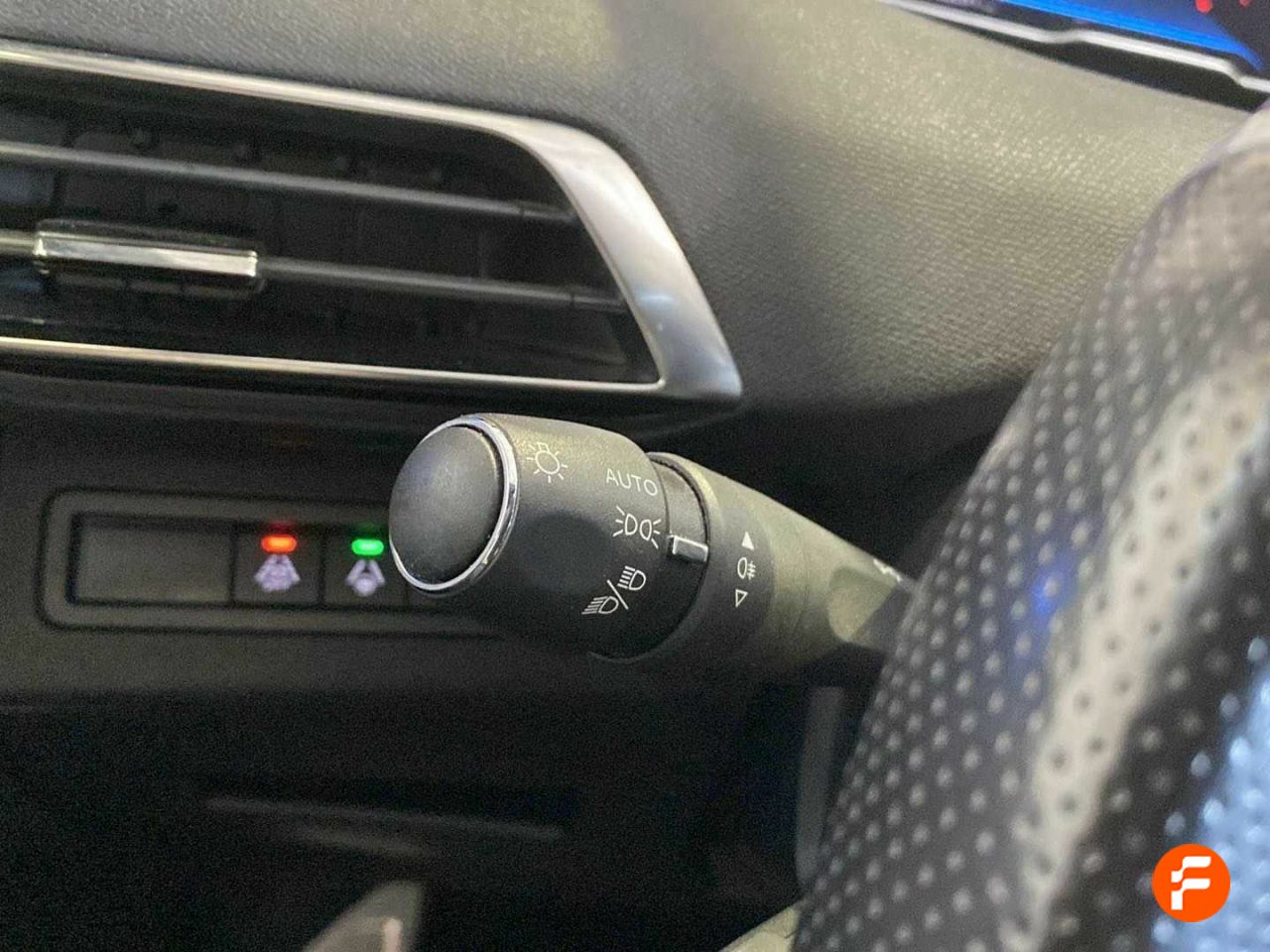Foto Peugeot 5008 15