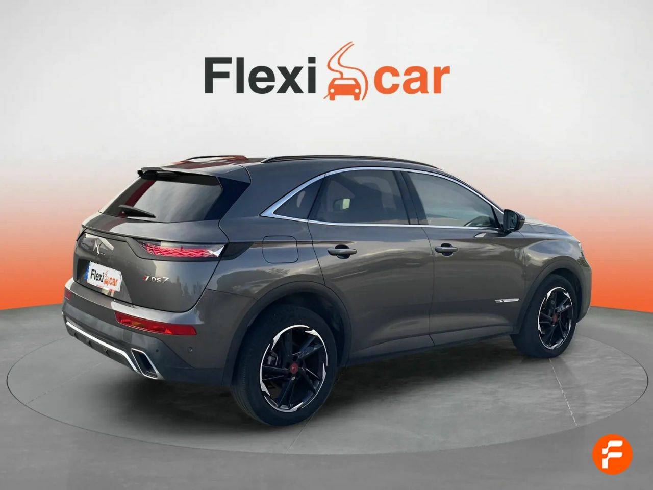 Foto DS Automobiles DS 7 7