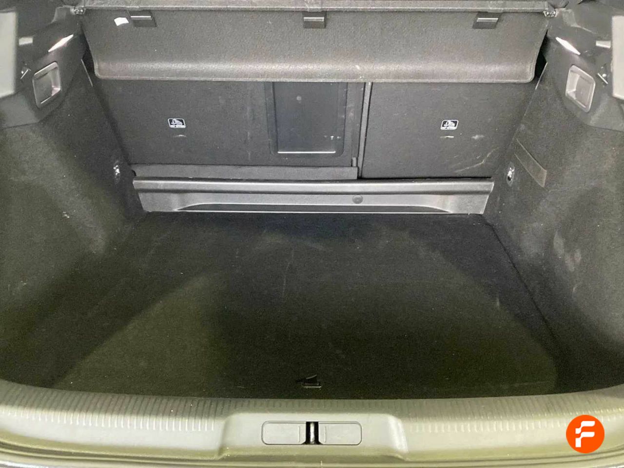 Foto DS Automobiles DS 7 10