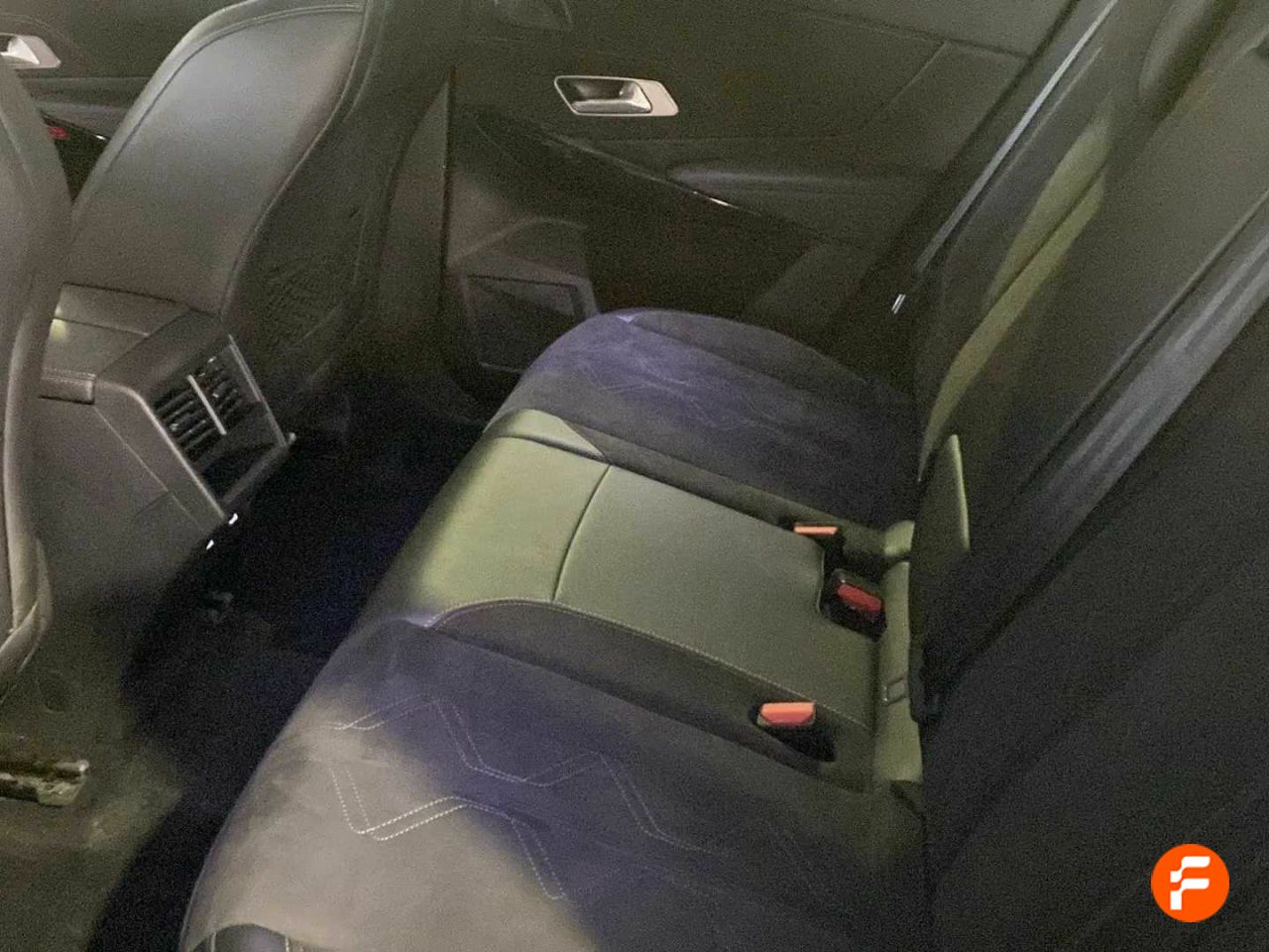 Foto DS Automobiles DS 7 24