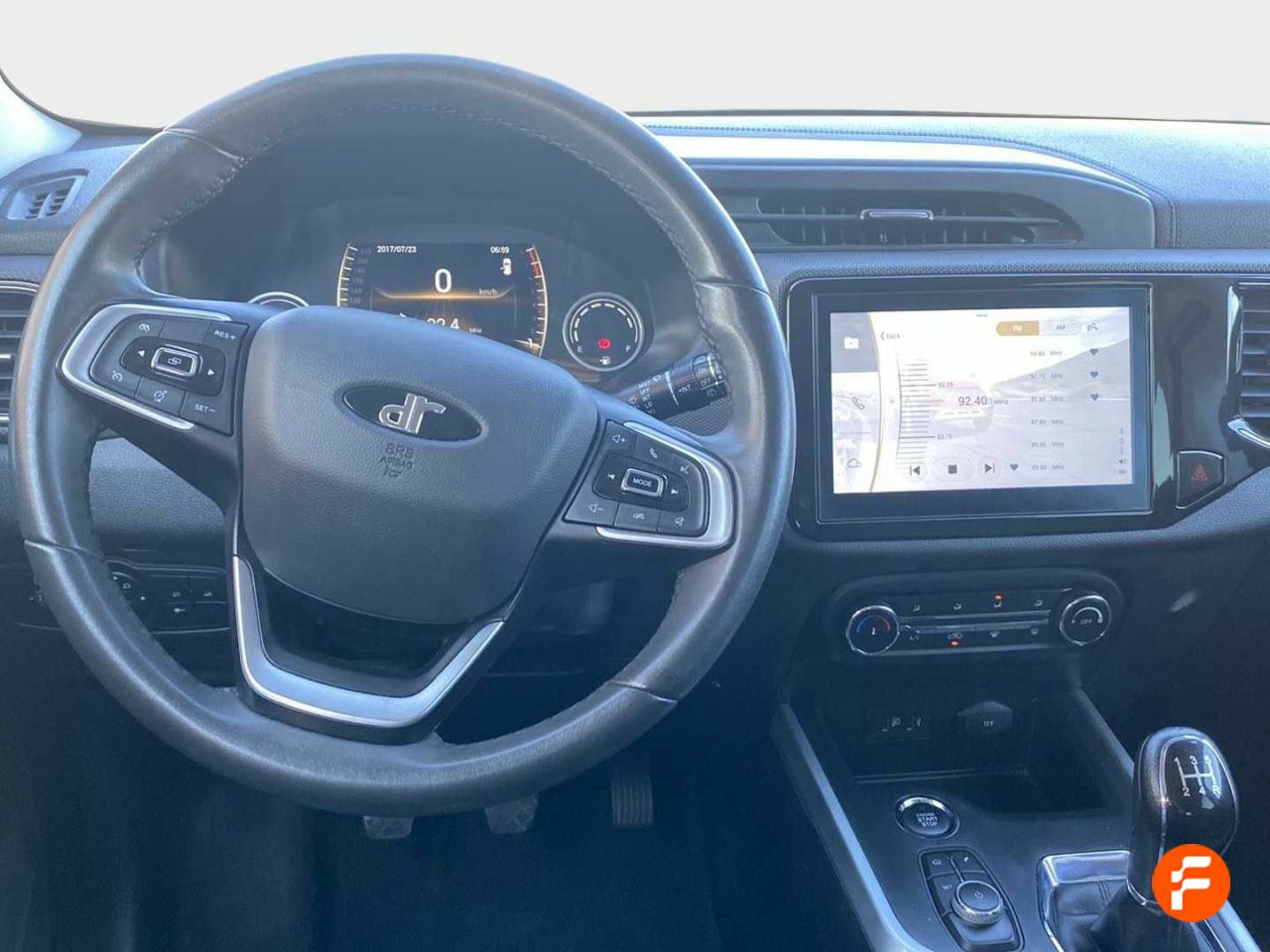 Foto DR Automobiles DR4 12
