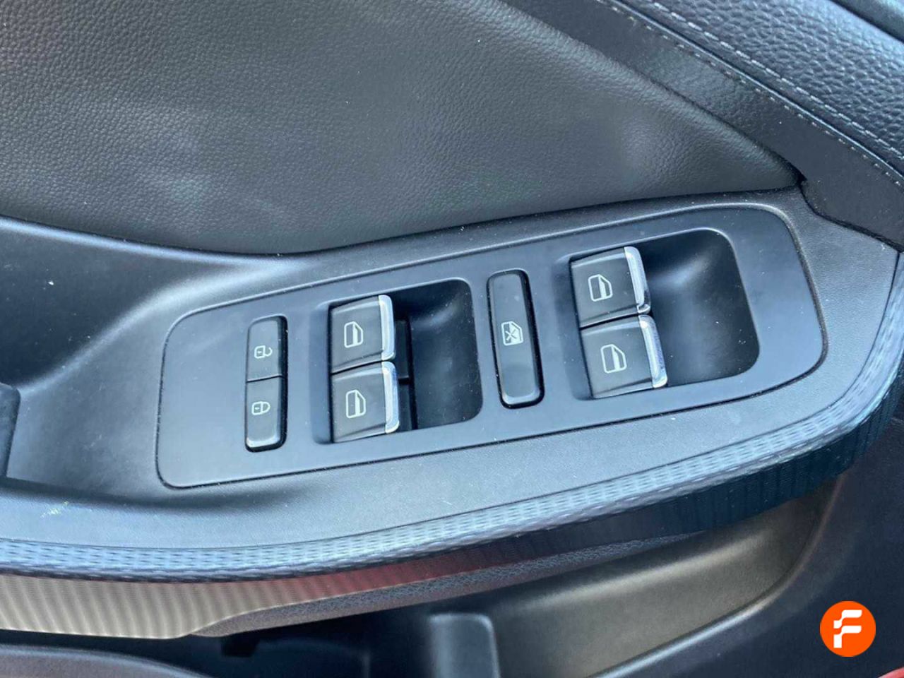 Foto DR Automobiles DR4 14