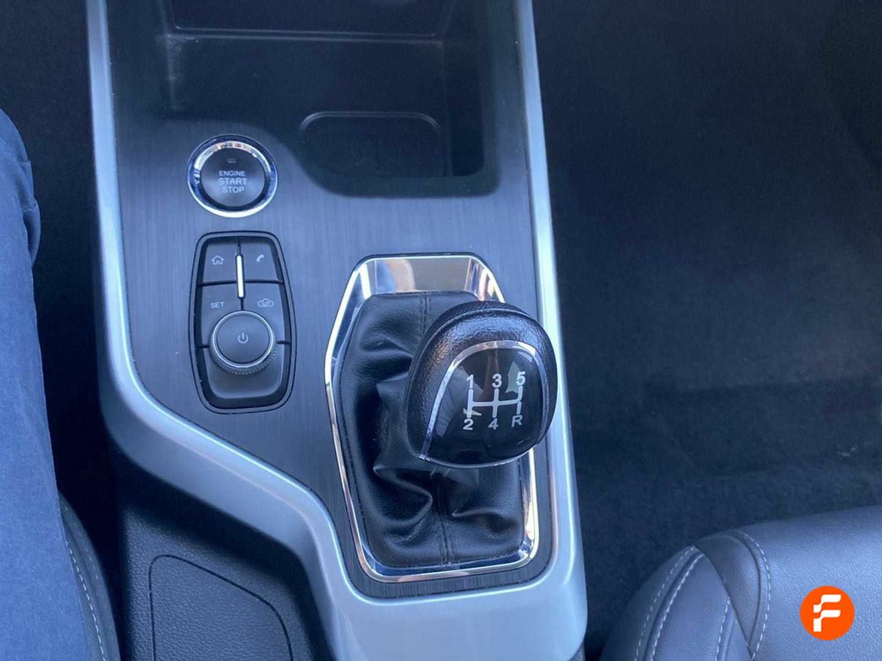 Foto DR Automobiles DR4 17