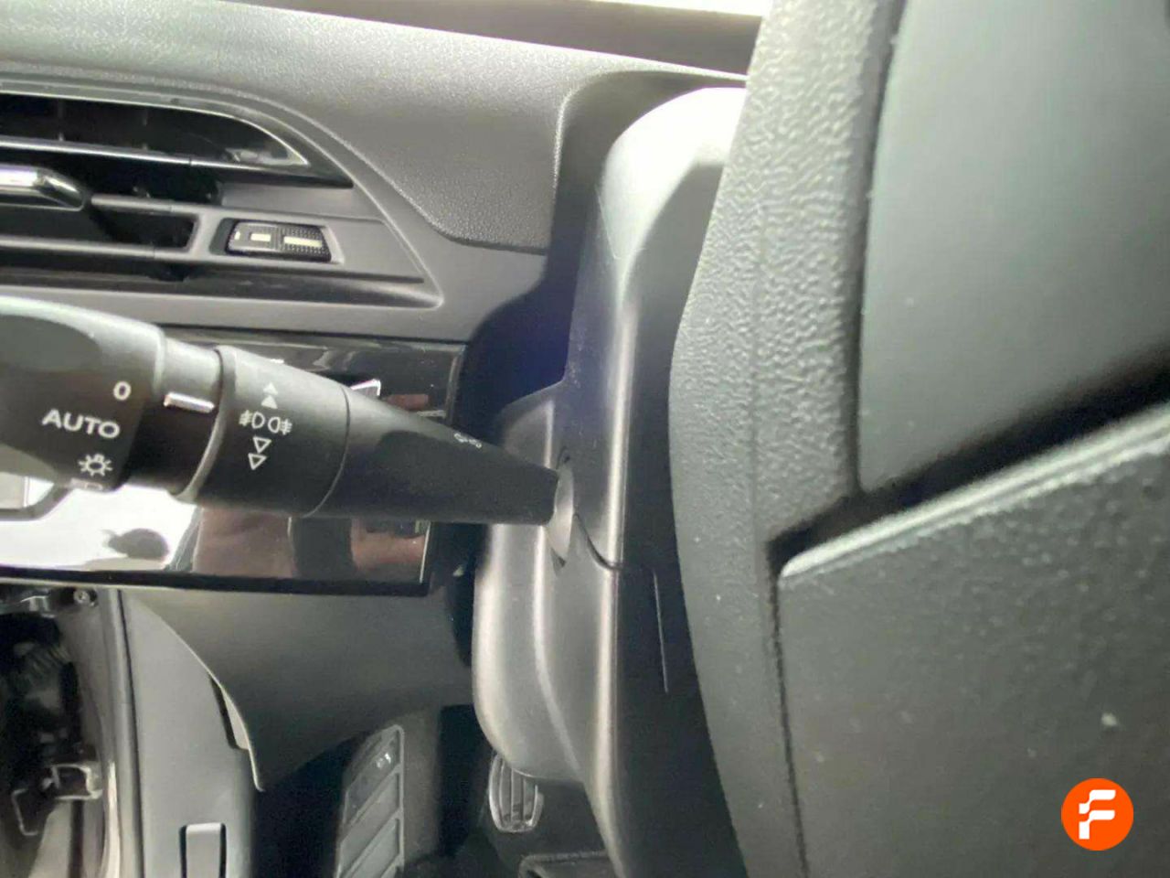 Foto Citroën C4 Picasso 24