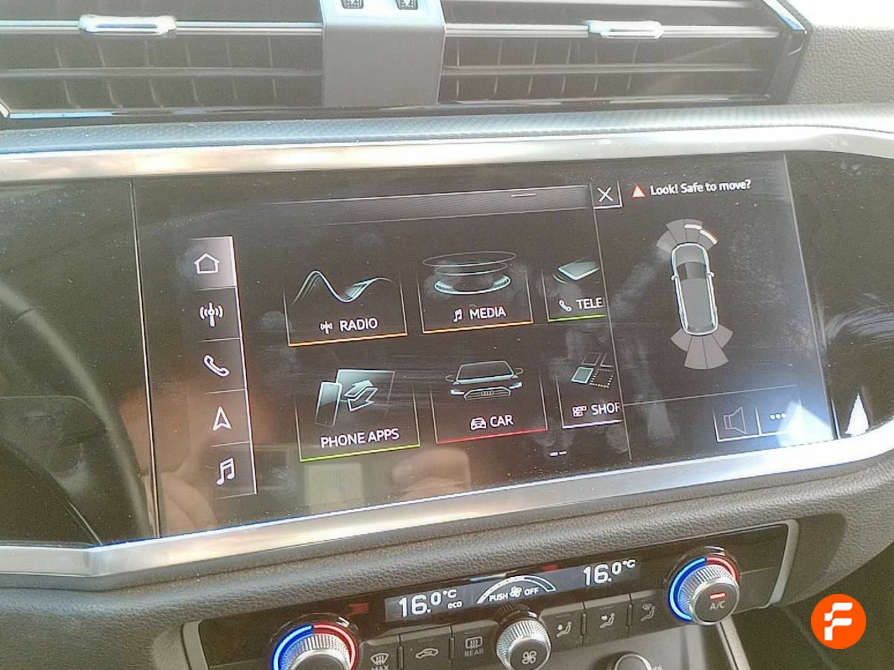 Foto Audi Q3 26