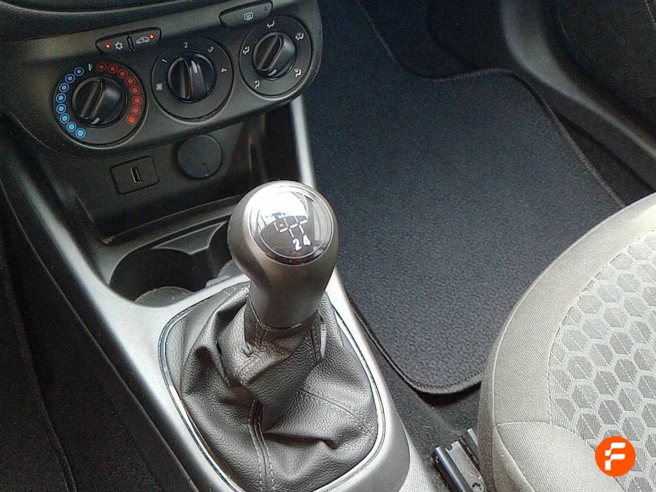 Foto Opel Corsa 17