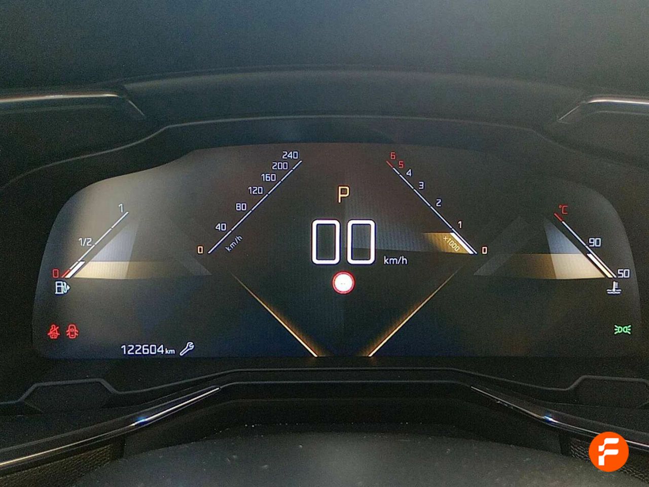 Foto DS Automobiles DS 7 9