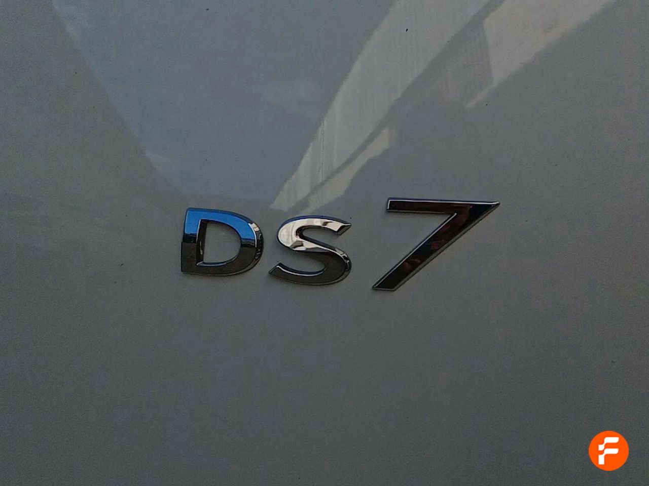 Foto DS Automobiles DS 7 25