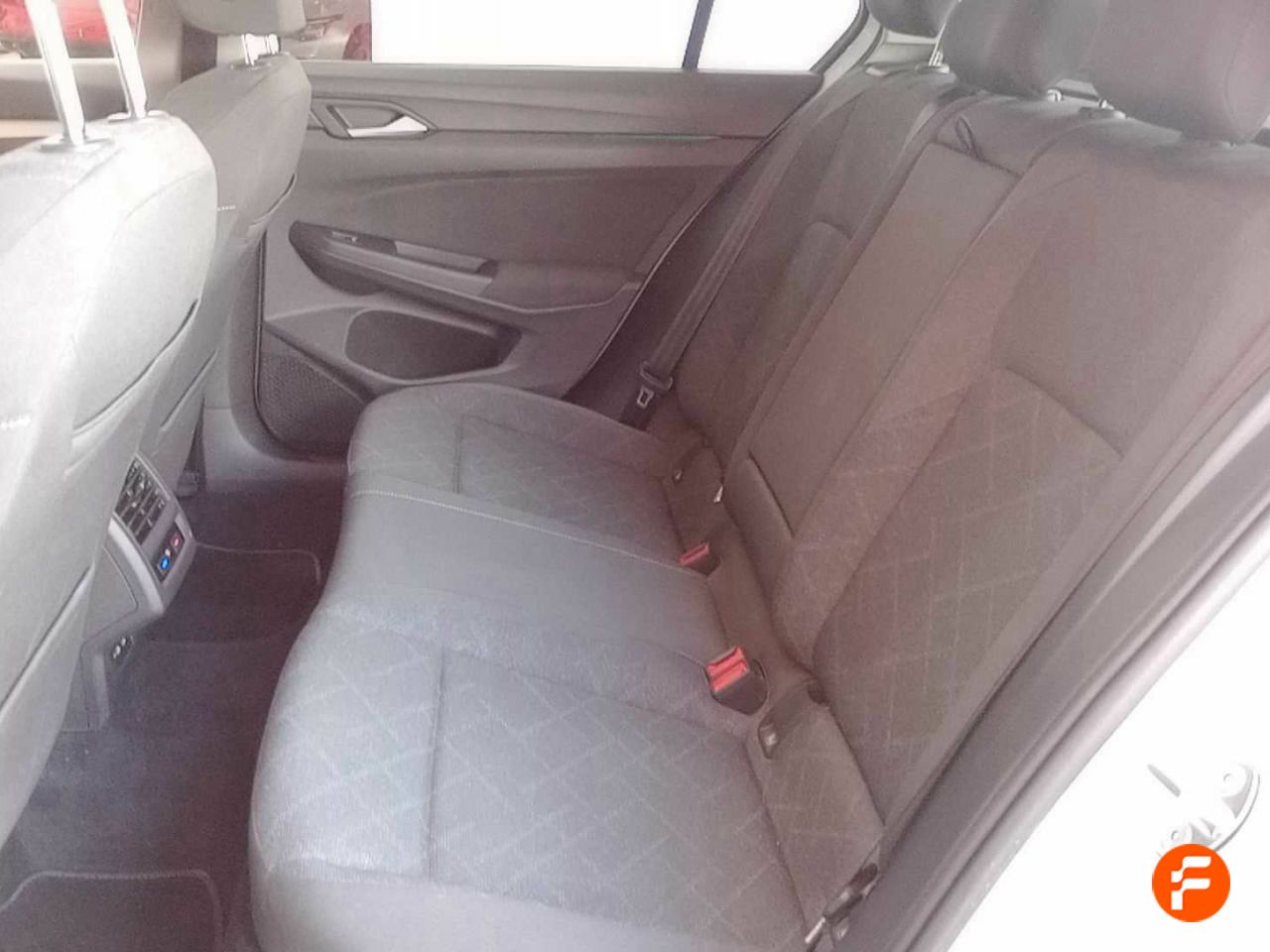 Foto Volkswagen Golf 25