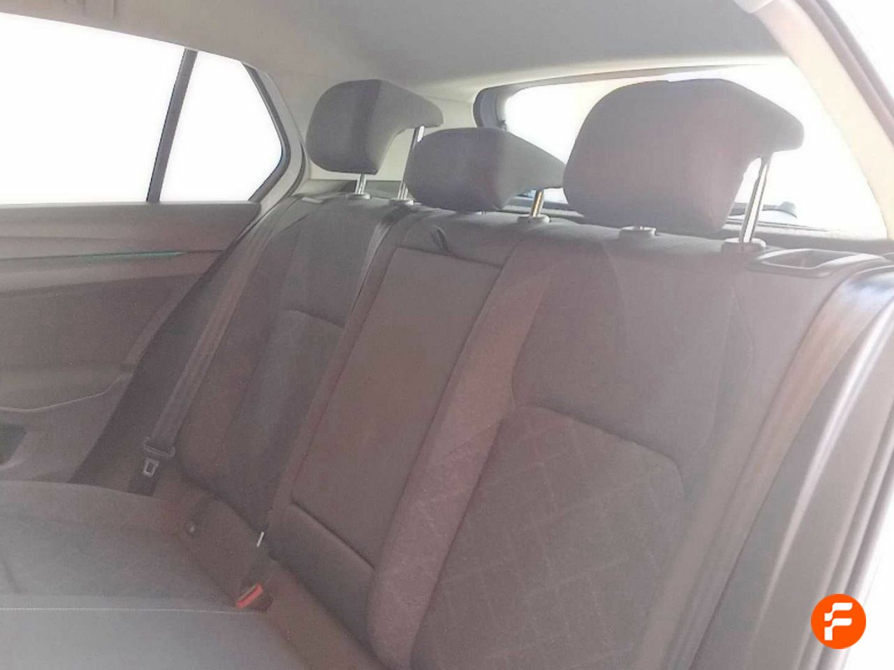 Foto Volkswagen Golf 27