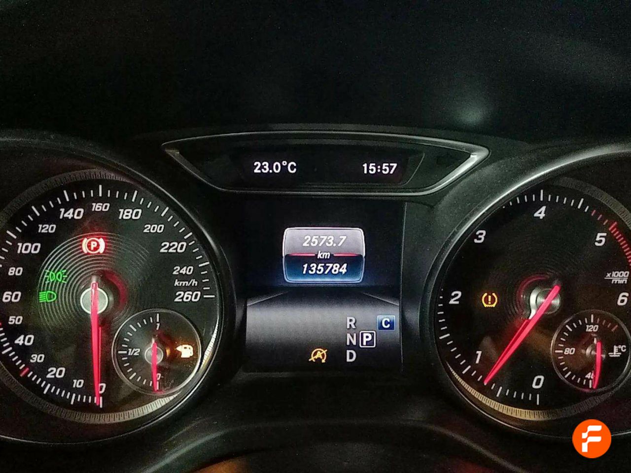 Foto Mercedes-Benz Clase GLA 11