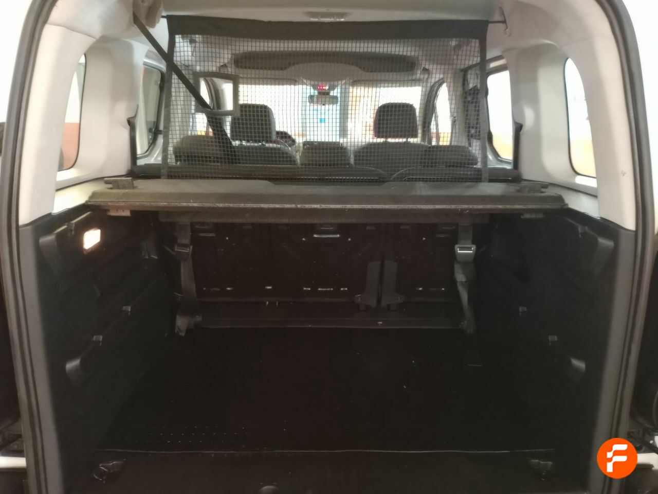 Foto Peugeot Rifter 14