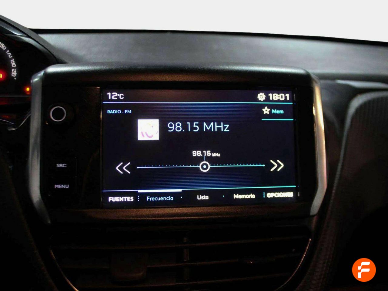 Foto Peugeot 208 13