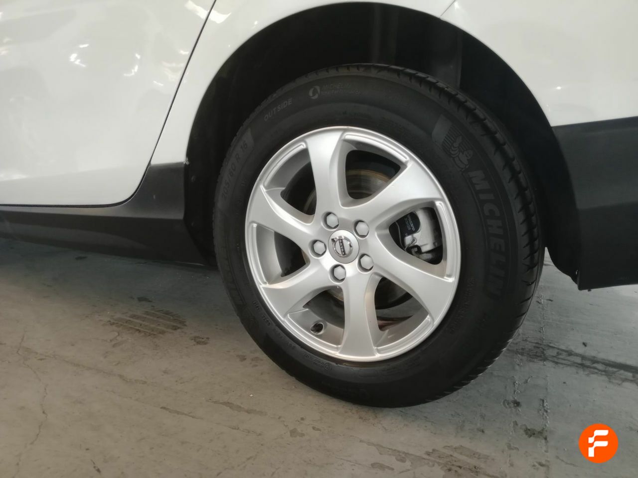 Foto Volvo V40 13