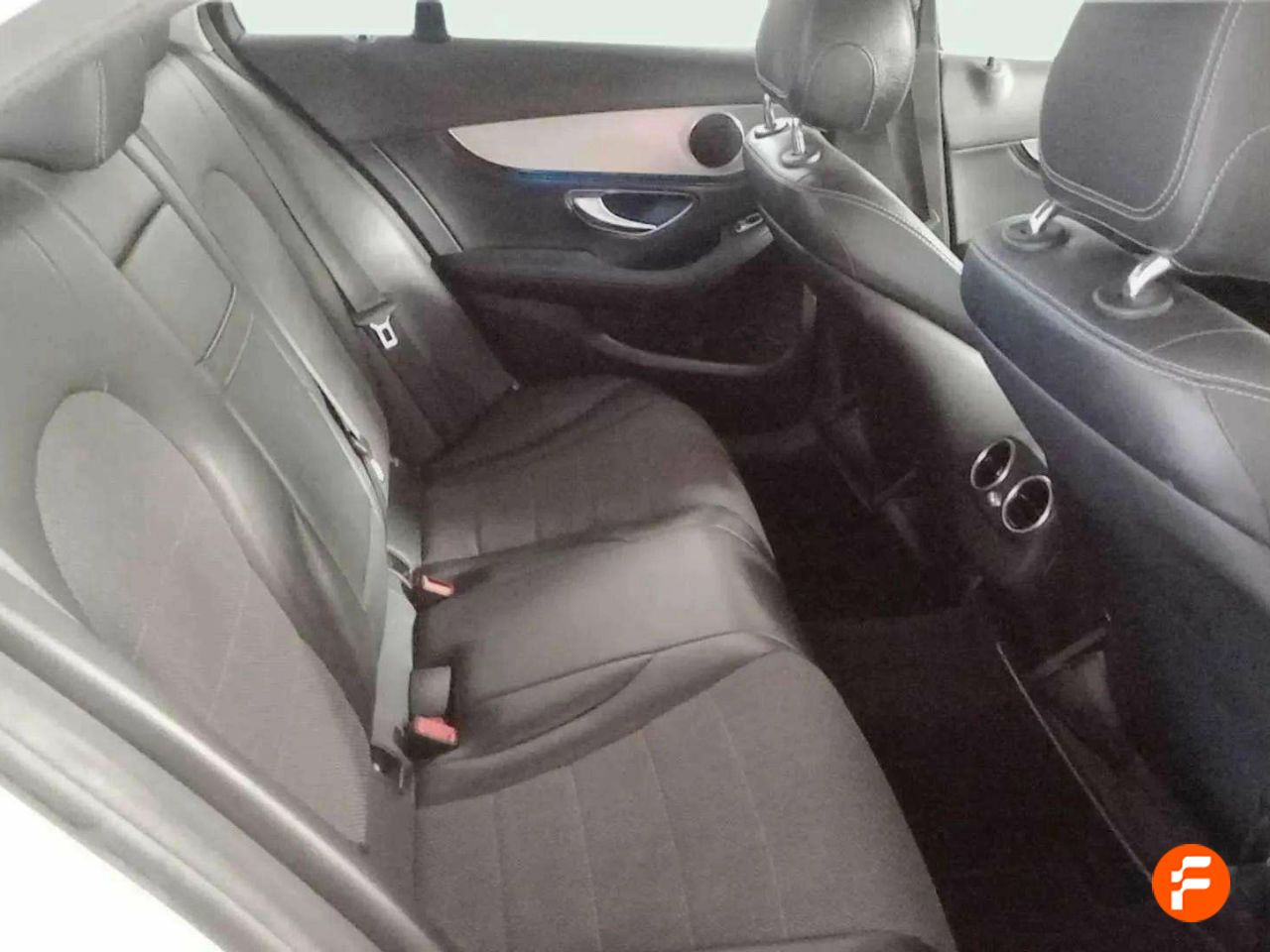 Foto Mercedes-Benz Clase C 15