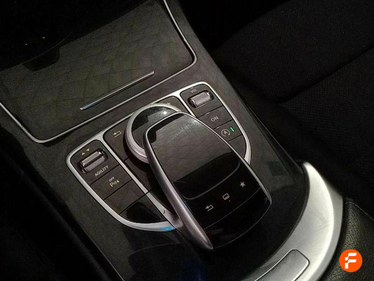 Foto Mercedes-Benz Clase C 21