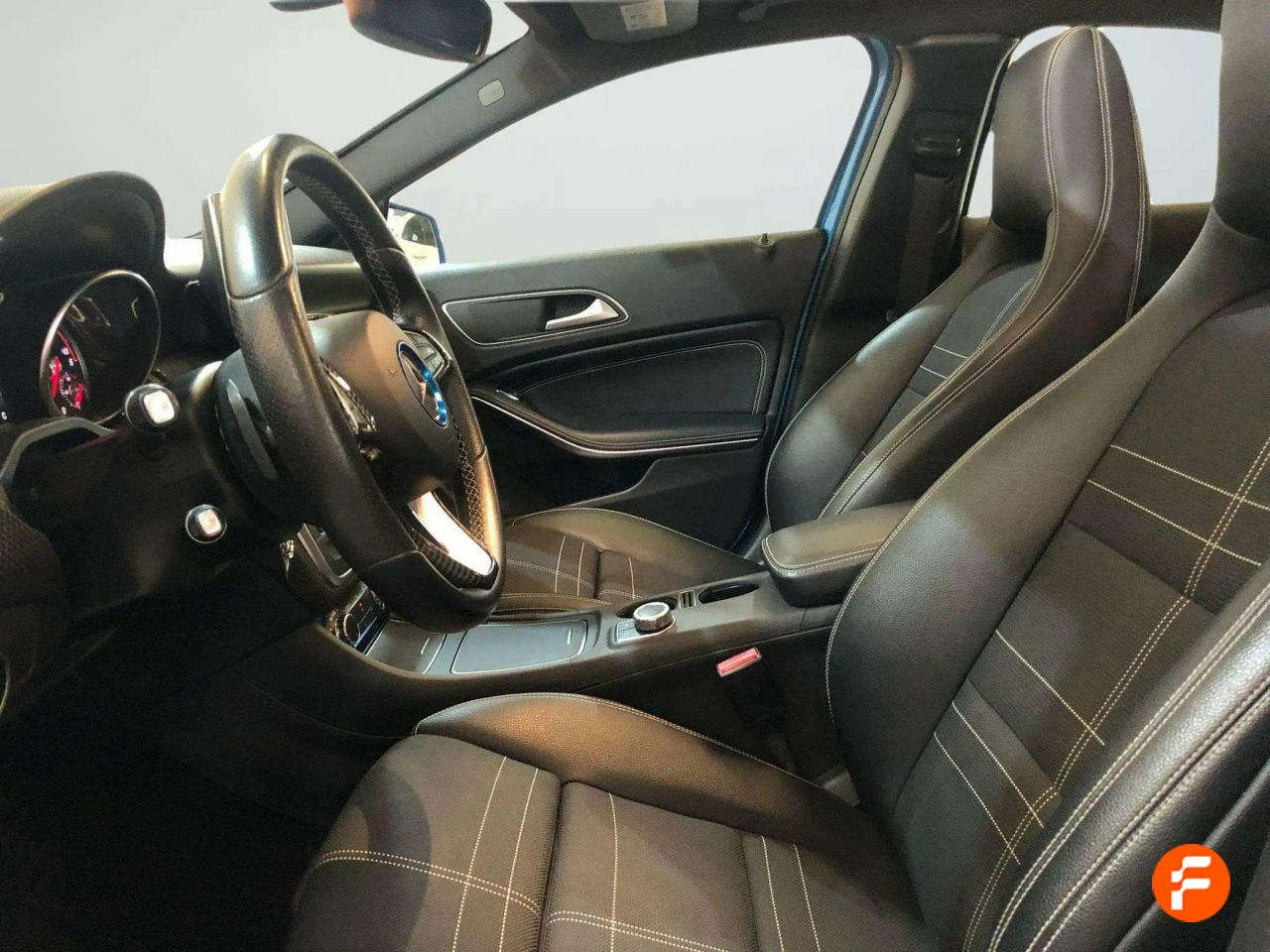 Foto Mercedes-Benz Clase A 8