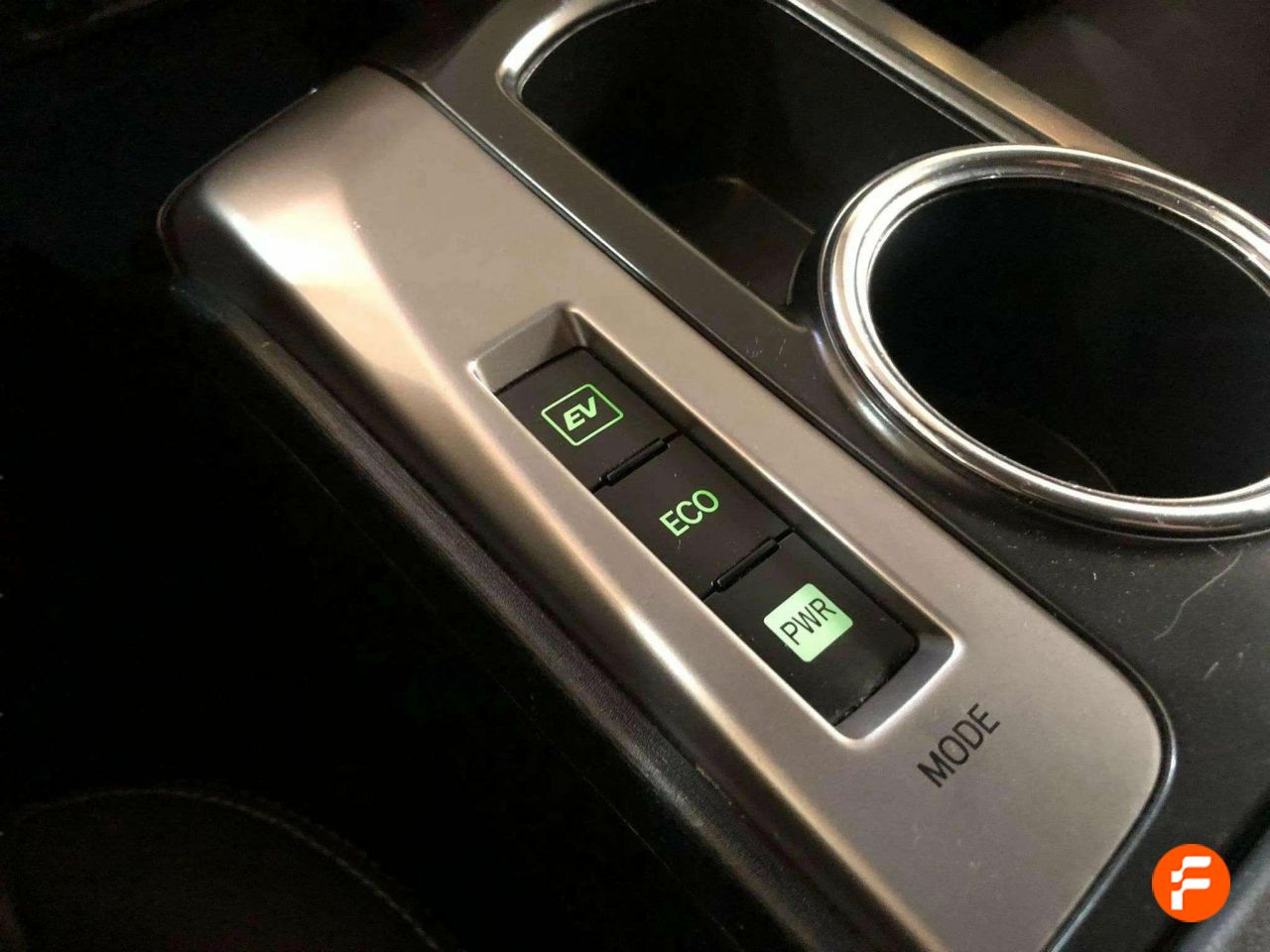 Foto Toyota Prius 7