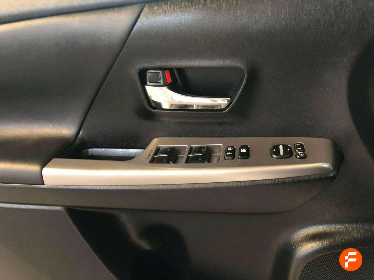 Foto Toyota Prius 13