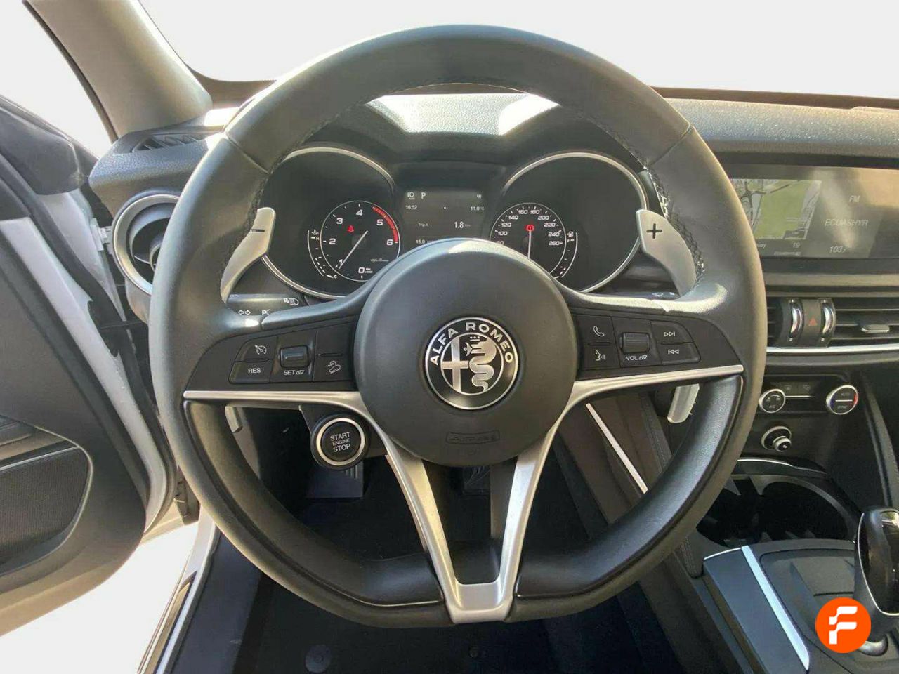Foto Alfa Romeo Stelvio 11