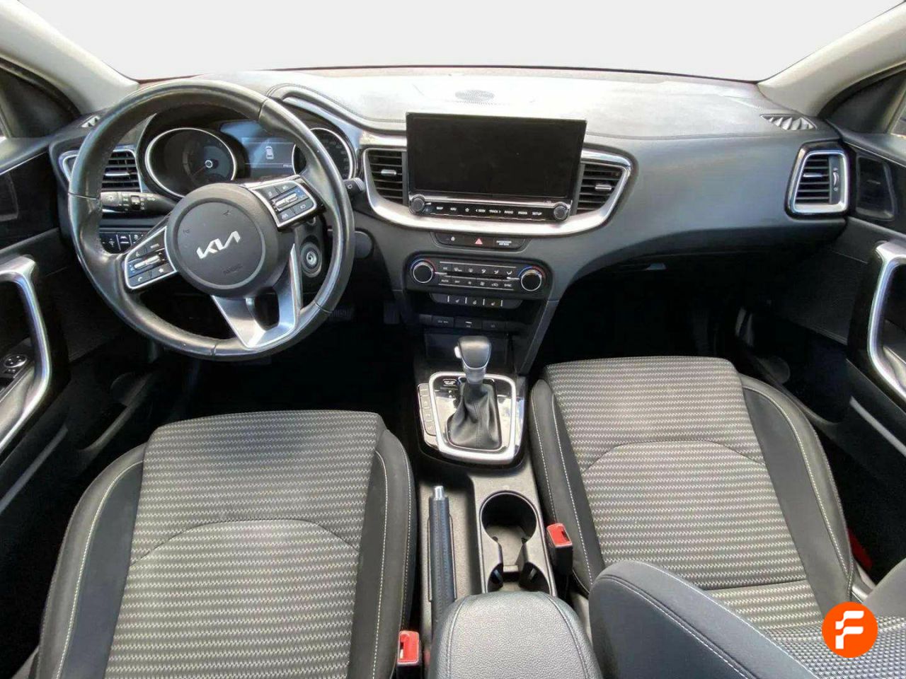 Foto Kia Ceed 10