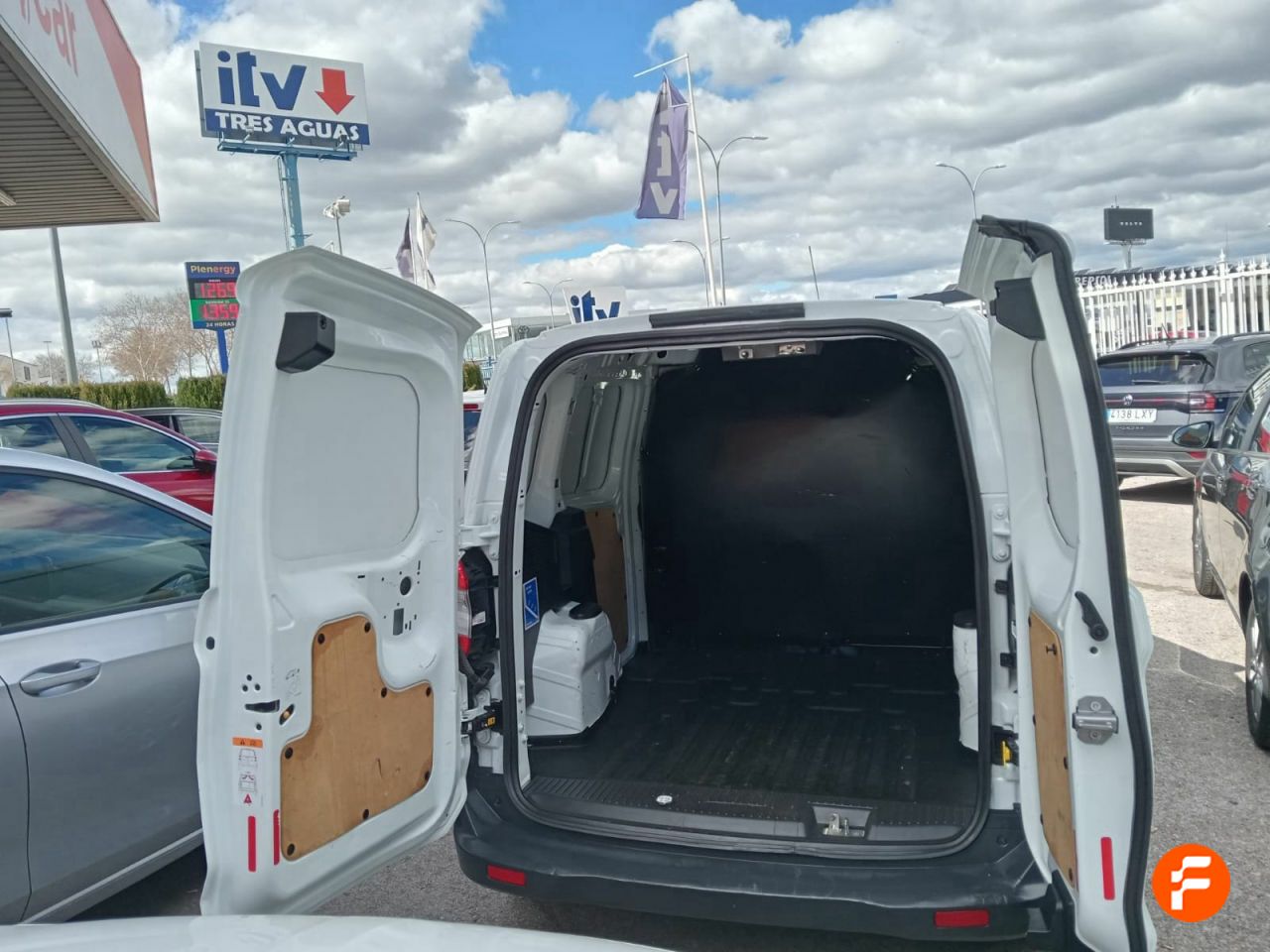 Foto Ford Transit  Courier 14