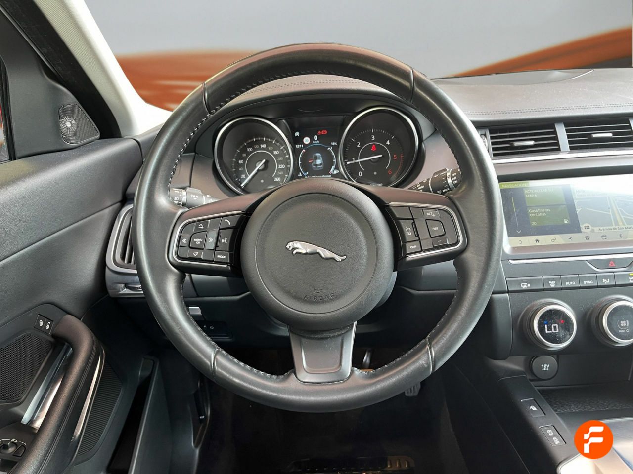 Foto Jaguar E-Pace 9