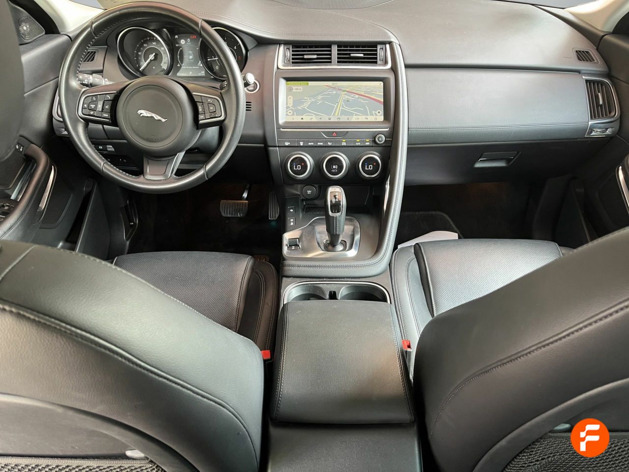 Foto Jaguar E-Pace 11