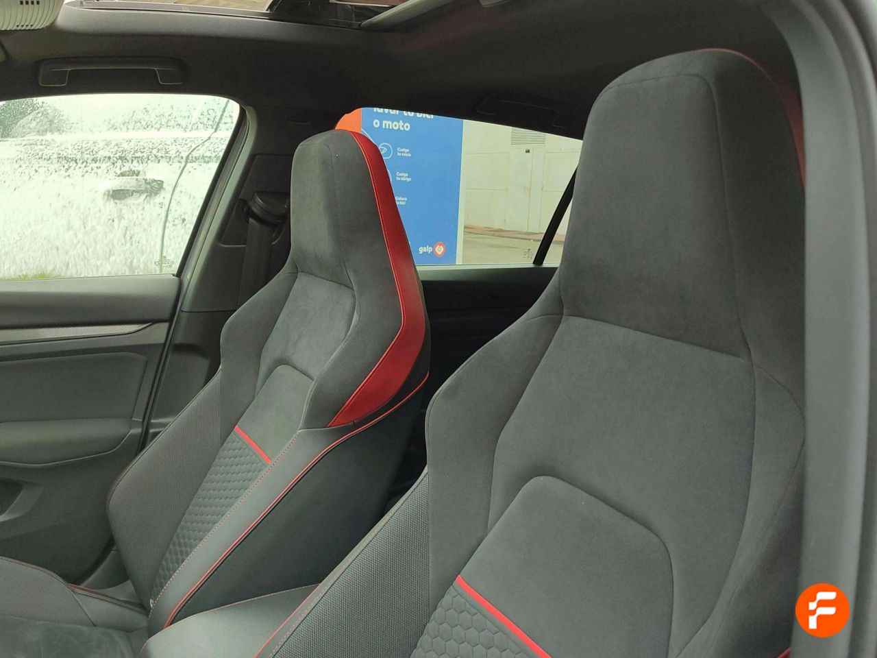 Foto Volkswagen Golf 19