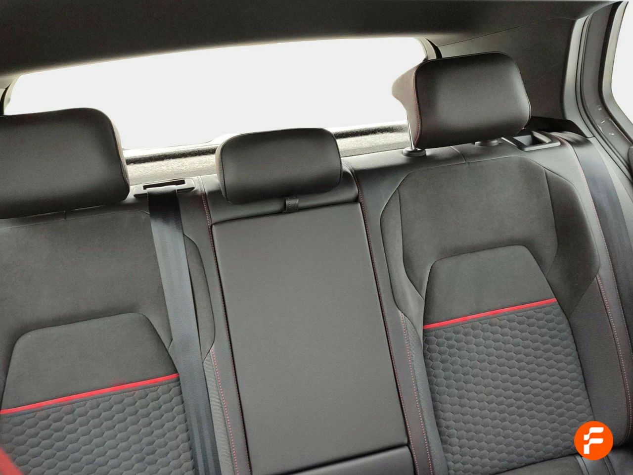 Foto Volkswagen Golf 22