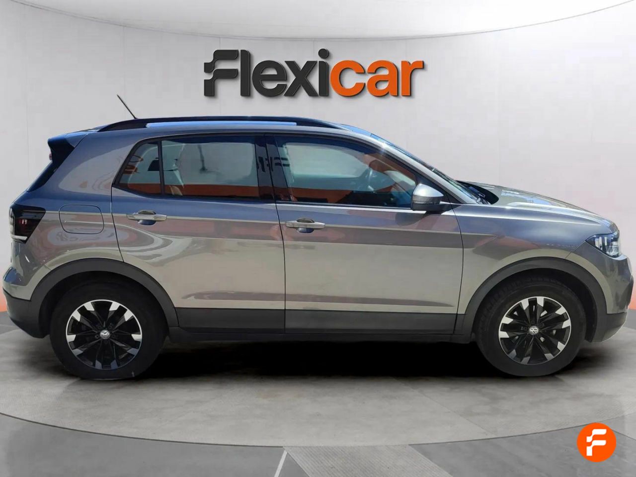Foto Volkswagen T-Cross 10