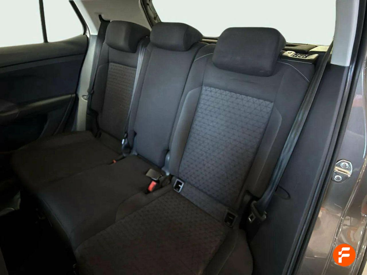 Foto Volkswagen T-Cross 15