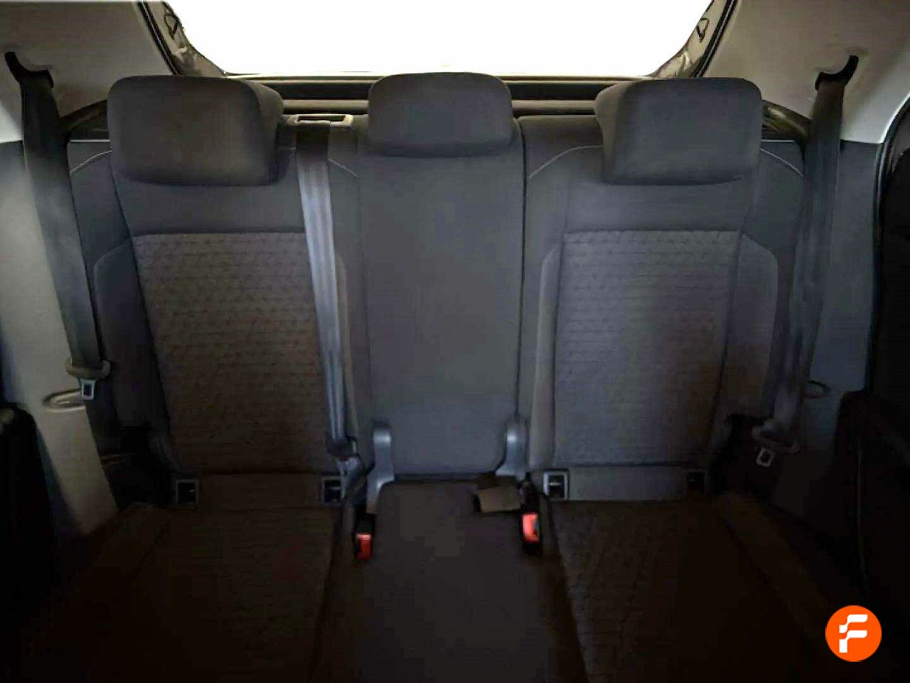 Foto Volkswagen T-Cross 16